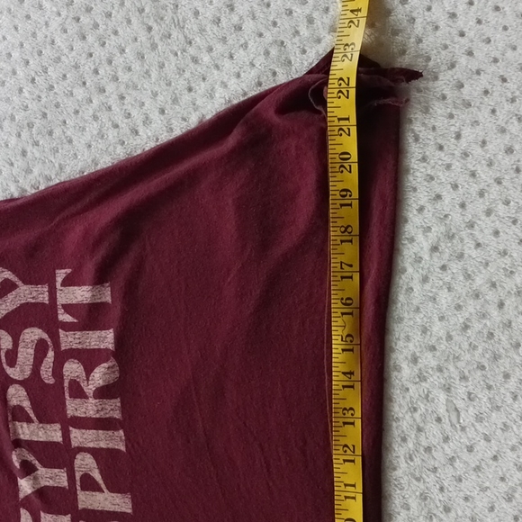 💙Gypsy Spirit maroon crop top that ties on each side, size small - Picture 12 of 13